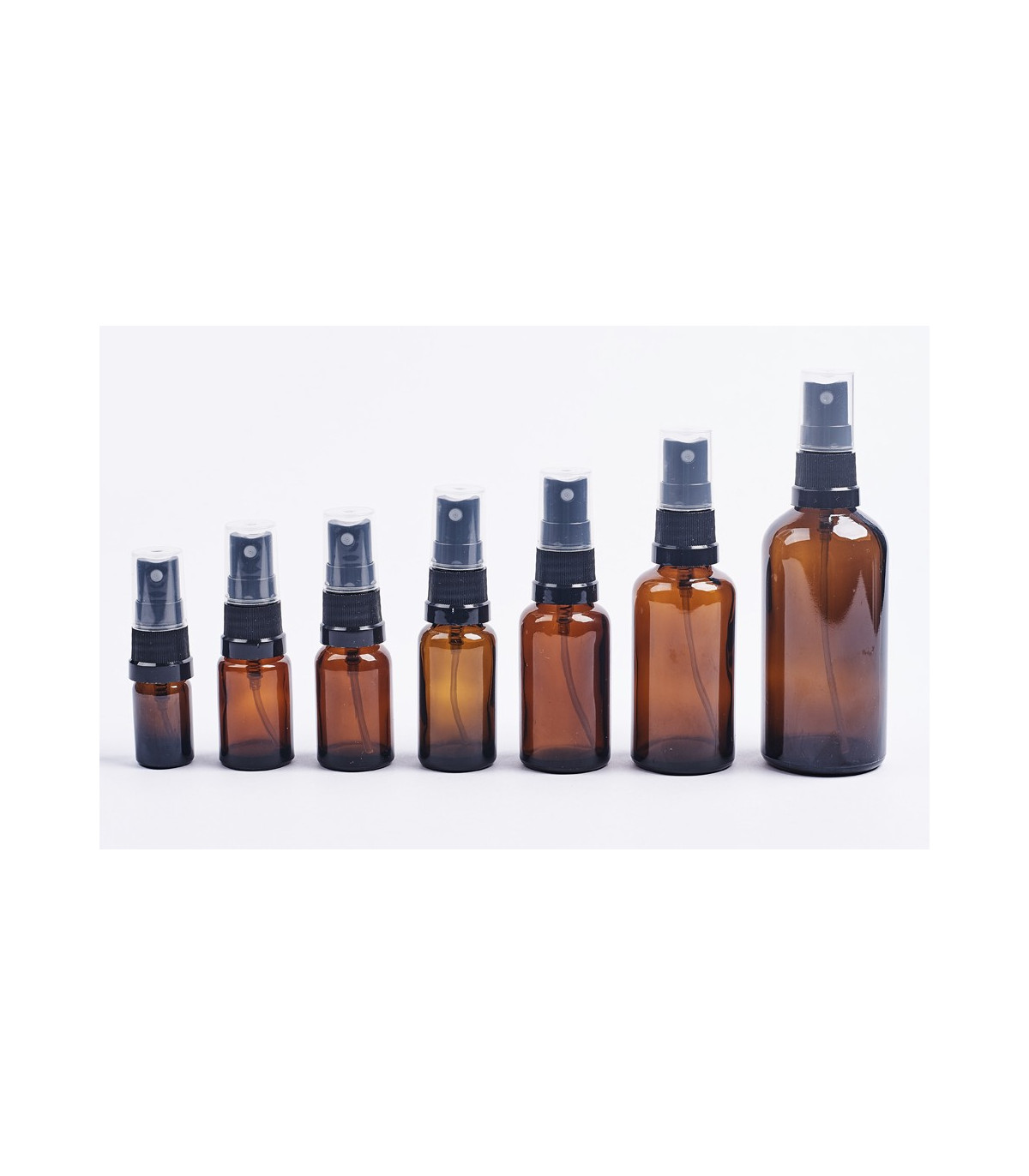 Glasflasche 20 ml Braun mit schwarzem Zerstäuber – Leer 18/415