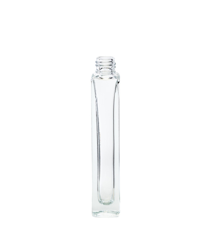 Quadratische Klarglasflasche 8 ml mit Gewinde 13/410 freigestellt